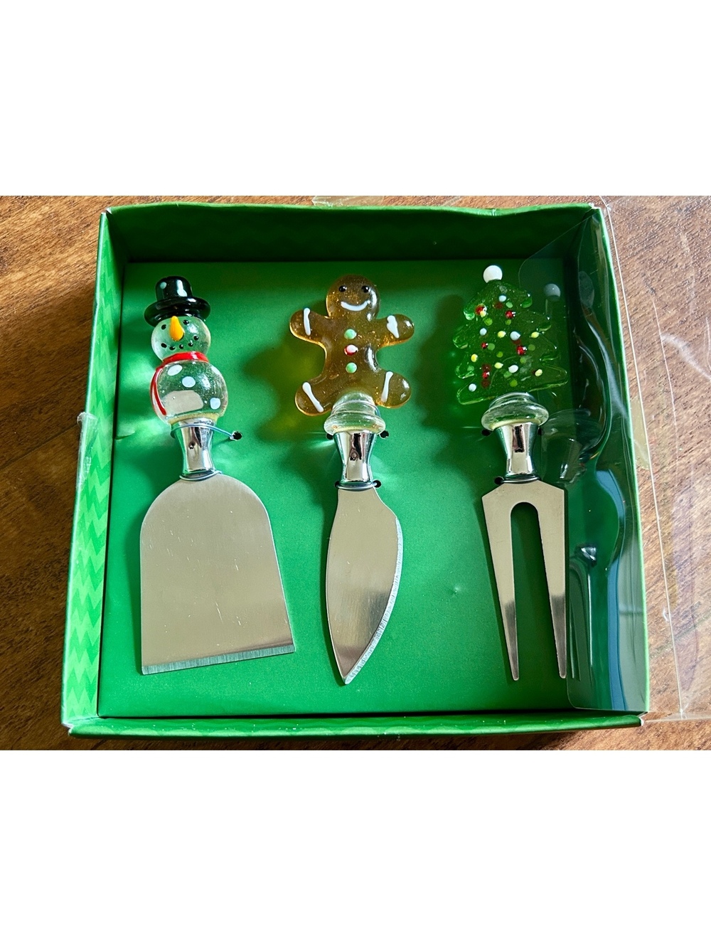 Holiday-Themed Cheese Knife Set with Snowman, Gingerbread Man, and ChristmasTree